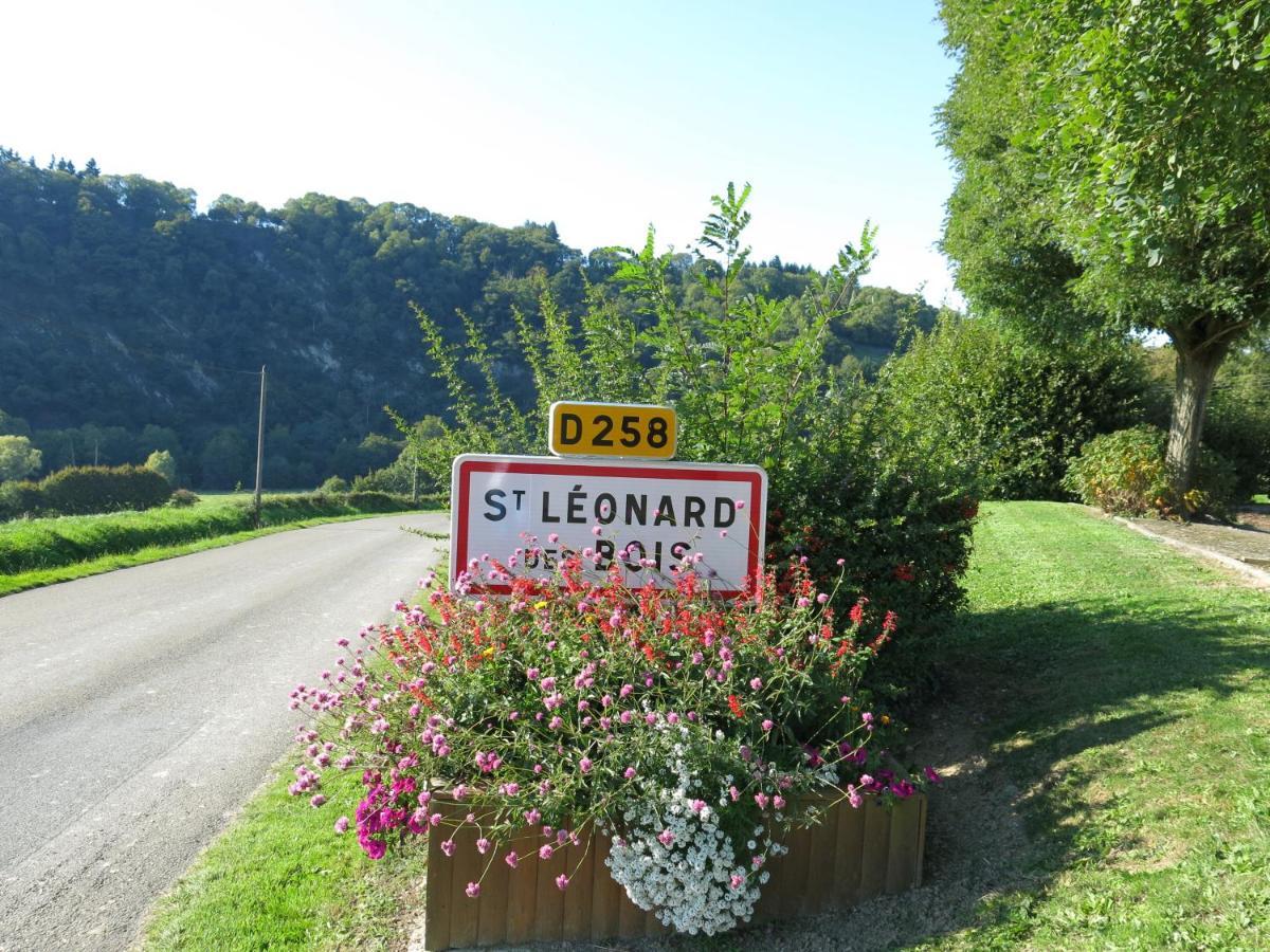 St Germain Bed and Breakfast Saint-Germain-du-Corbeis Eksteriør billede